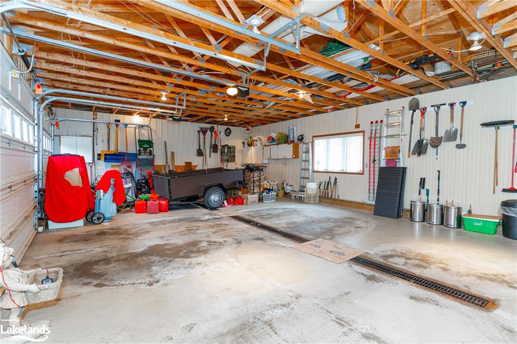 1089 PIONEER Road, Gooderham, Ontario, Canada