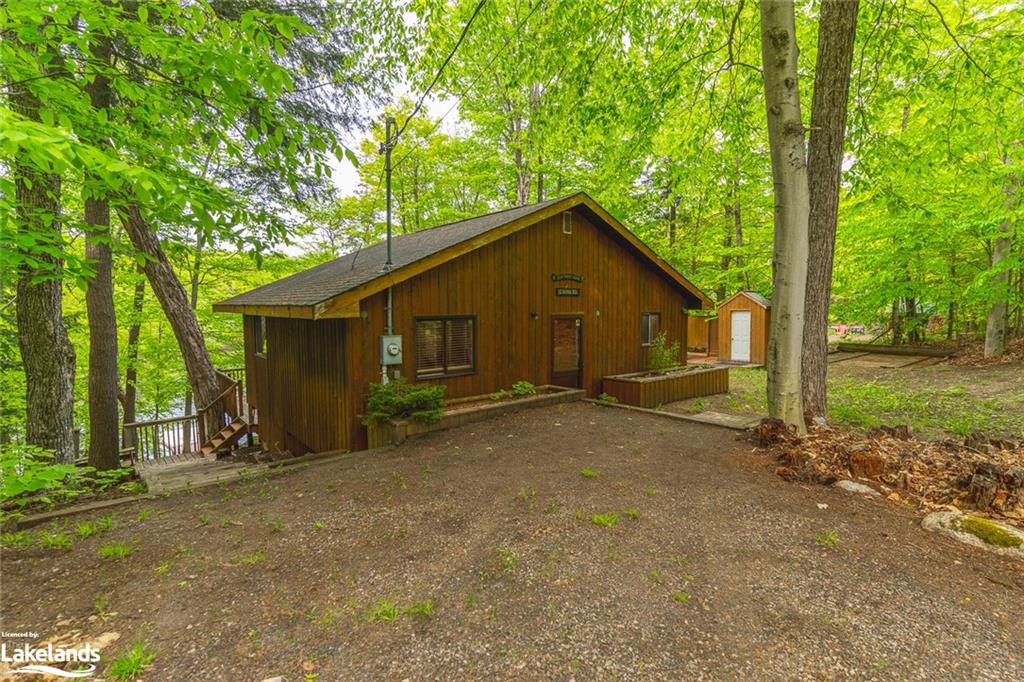 1063 MINK Road, Haliburton, Ontario, Canada