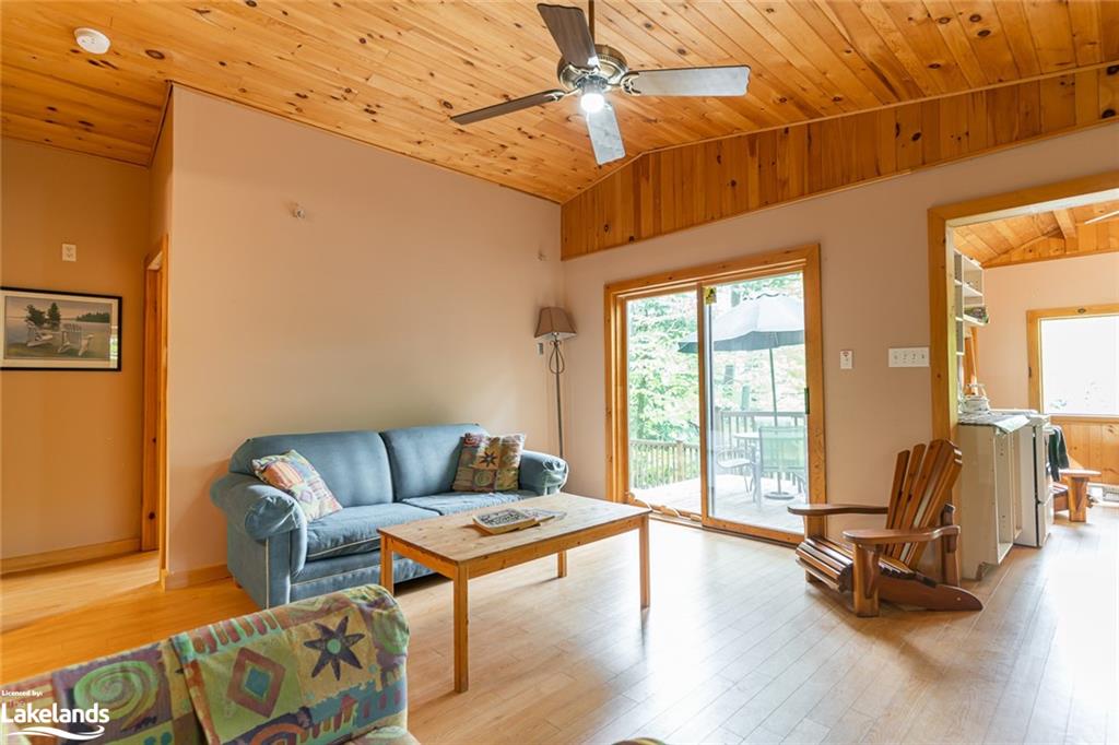 1063 MINK Road, Haliburton, Ontario, Canada