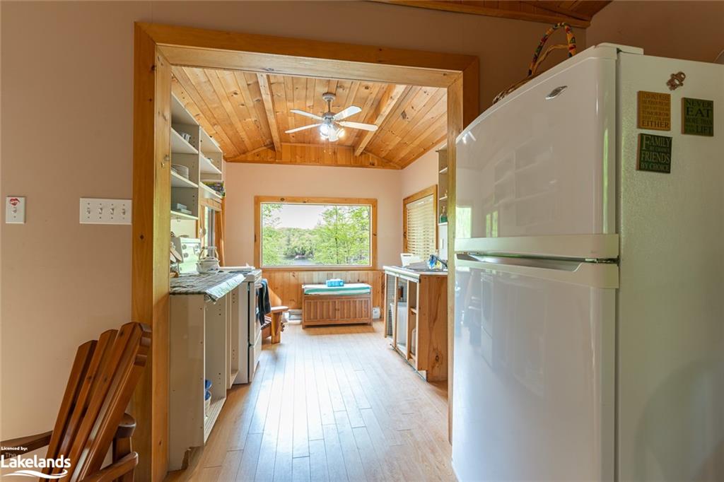 1063 MINK Road, Haliburton, Ontario, Canada