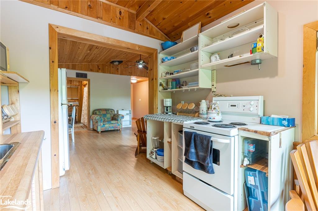 1063 MINK Road, Haliburton, Ontario, Canada