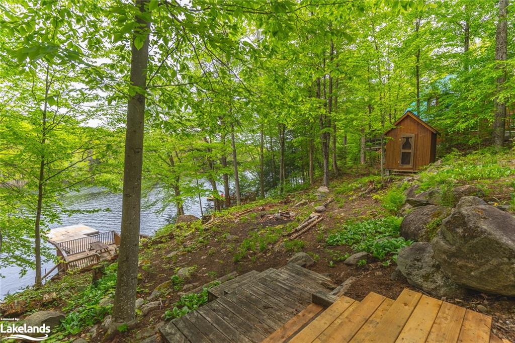 1063 MINK Road, Haliburton, Ontario, Canada
