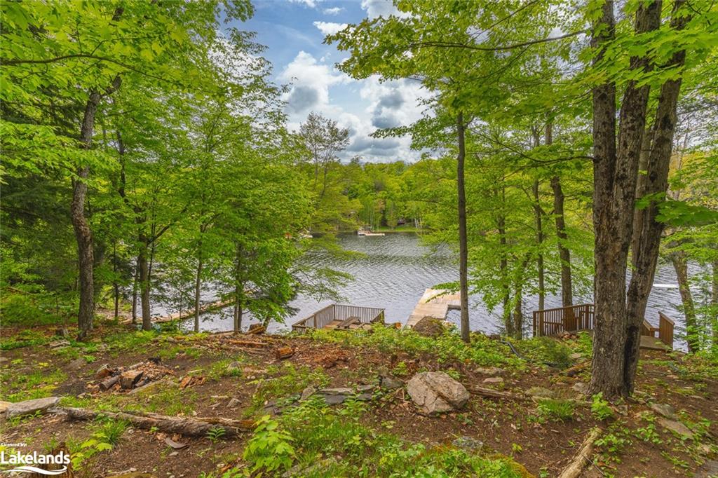 1063 MINK Road, Haliburton, Ontario, Canada