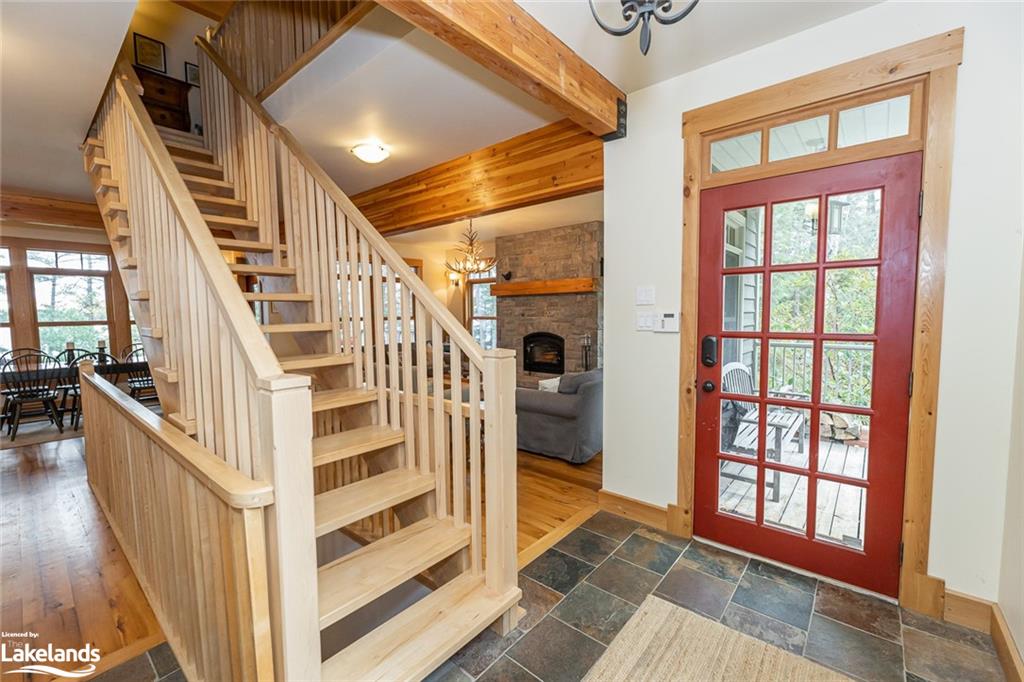 1998 WEST SHORE Road, Haliburton, Ontario, Canada