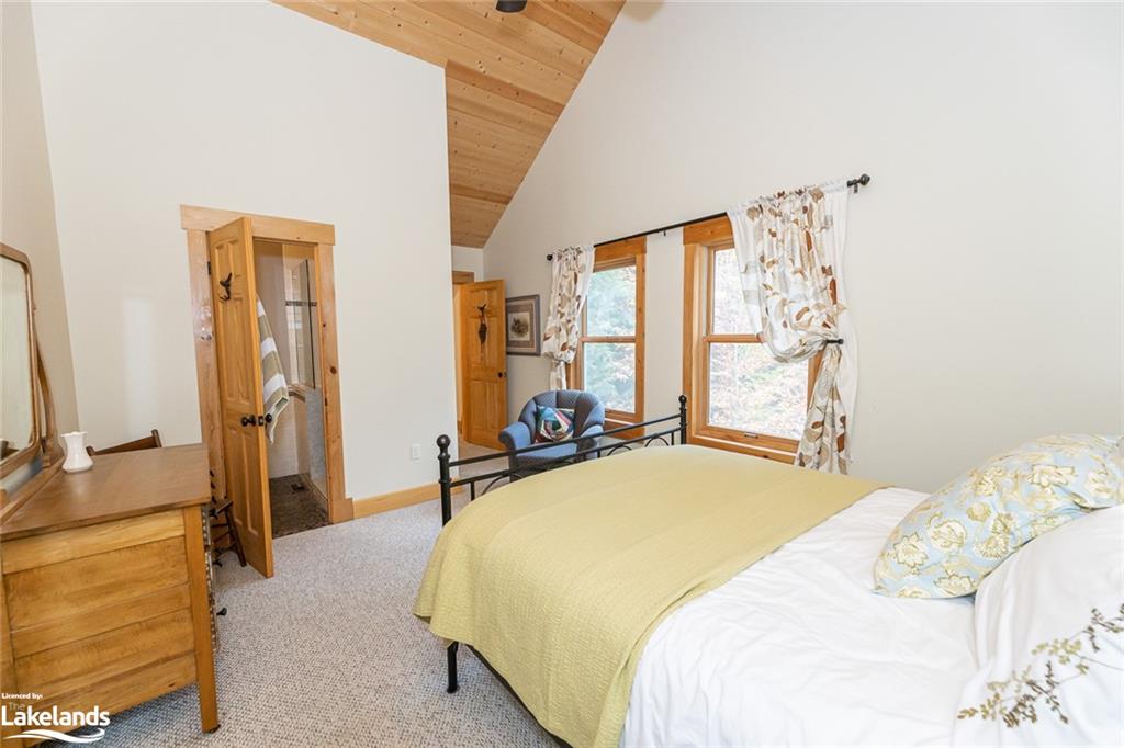 1998 WEST SHORE Road, Haliburton, Ontario, Canada