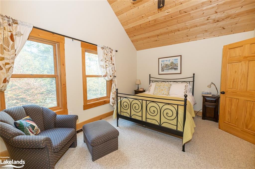 1998 WEST SHORE Road, Haliburton, Ontario, Canada