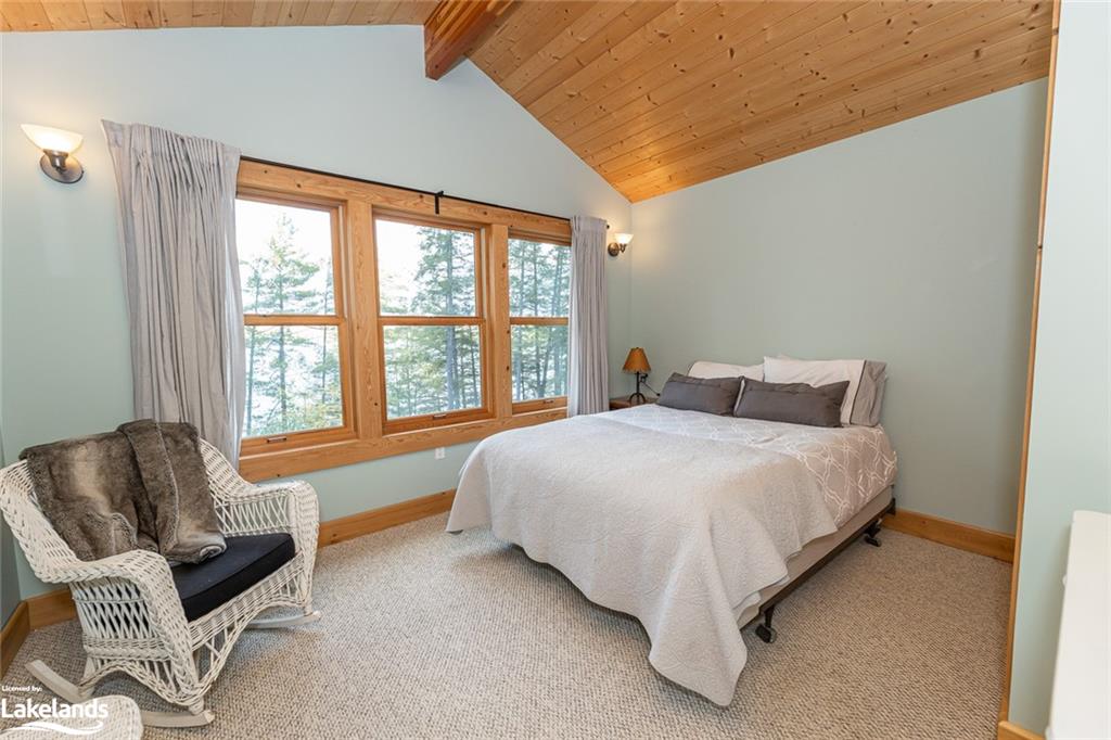 1998 WEST SHORE Road, Haliburton, Ontario, Canada