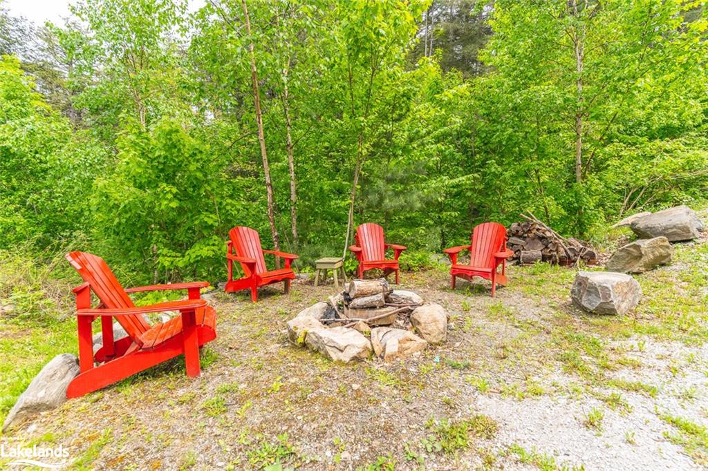 1998 WEST SHORE Road, Haliburton, Ontario, Canada