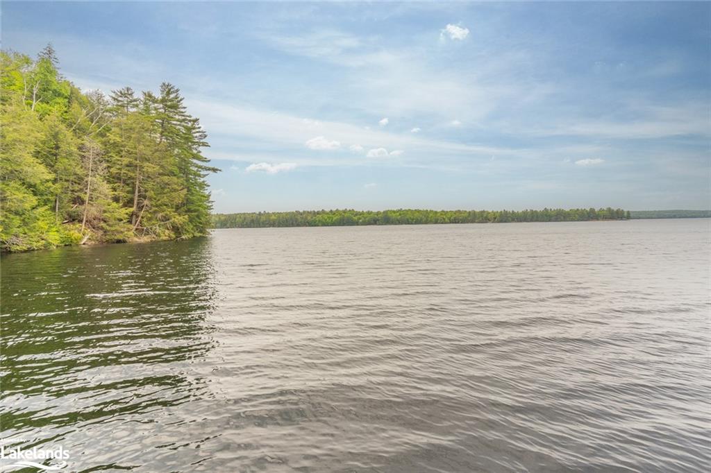 1998 WEST SHORE Road, Haliburton, Ontario, Canada