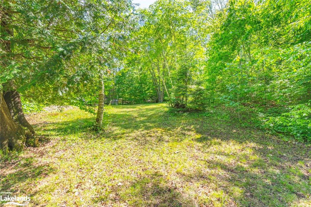 17377 HIGHWAY 35, Algonquin Highlands, Ontario, Canada
