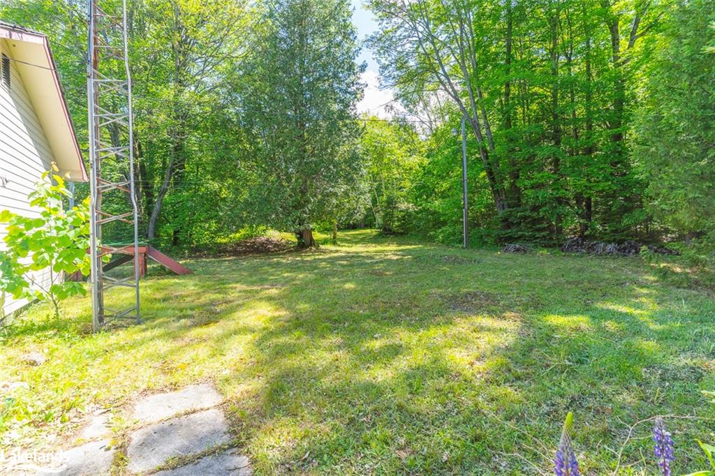 17377 HIGHWAY 35, Algonquin Highlands, Ontario, Canada
