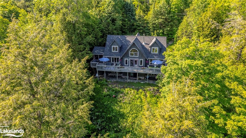 1047 LAND Road, Haliburton, Ontario, Canada