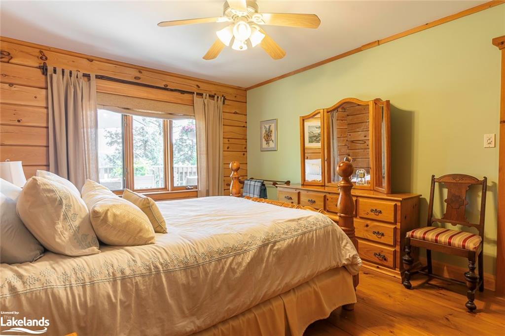 1047 LAND Road, Haliburton, Ontario, Canada