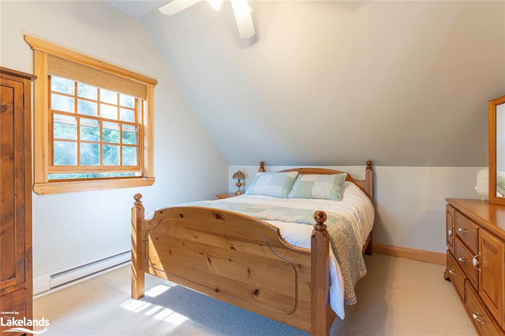 1047 LAND Road, Haliburton, Ontario, Canada