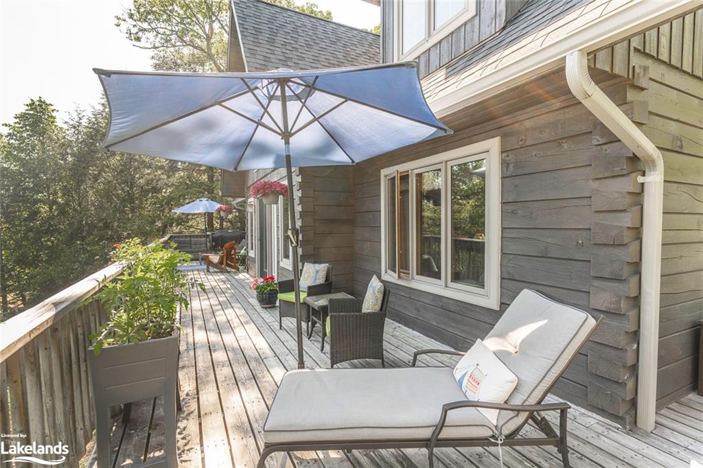 1047 LAND Road, Haliburton, Ontario, Canada
