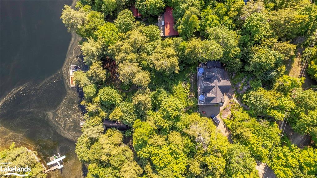 1047 LAND Road, Haliburton, Ontario, Canada