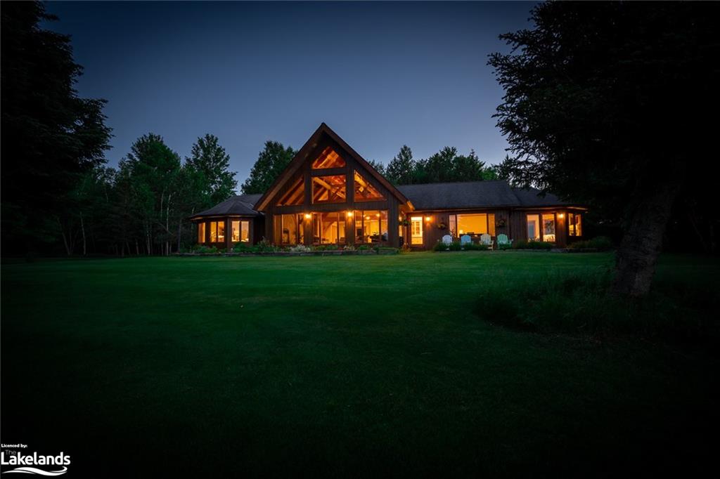 2631 KASHAGAWIGAMOG LAKE Road, Haliburton, Ontario, Canada
