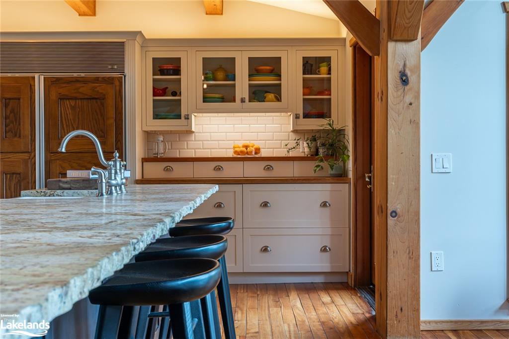 2631 KASHAGAWIGAMOG LAKE Road, Haliburton, Ontario, Canada
