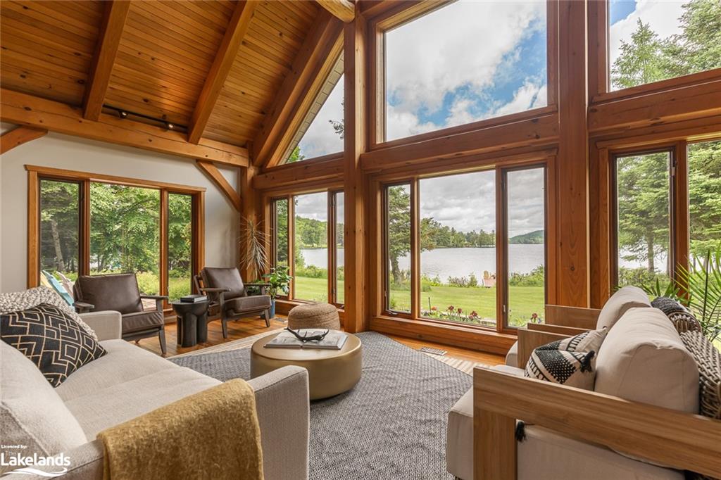 2631 KASHAGAWIGAMOG LAKE Road, Haliburton, Ontario, Canada