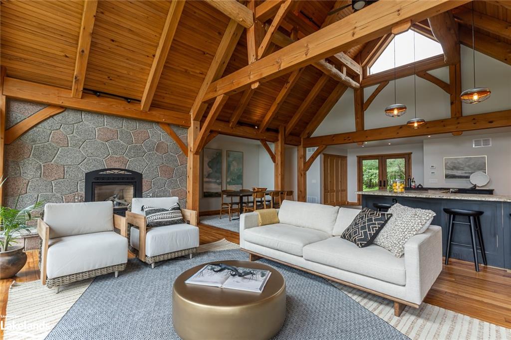 2631 KASHAGAWIGAMOG LAKE Road, Haliburton, Ontario, Canada