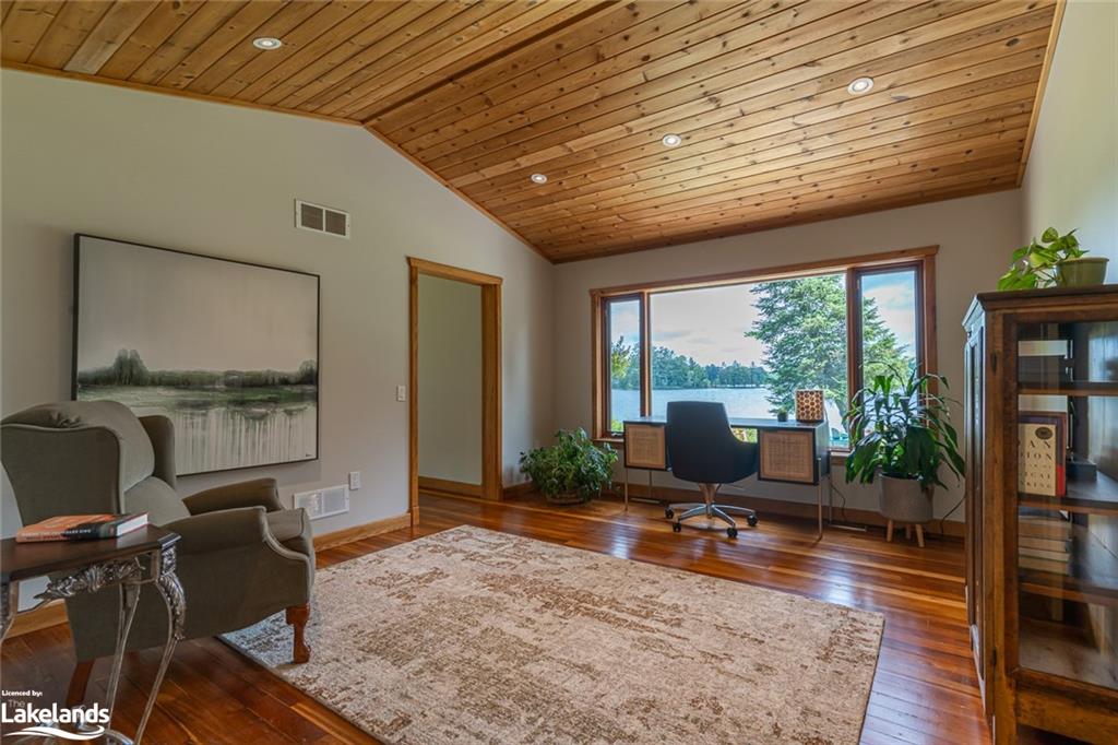 2631 KASHAGAWIGAMOG LAKE Road, Haliburton, Ontario, Canada