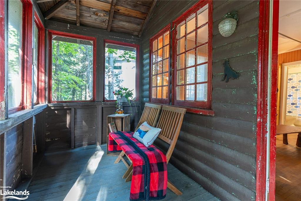 2631 KASHAGAWIGAMOG LAKE Road, Haliburton, Ontario, Canada