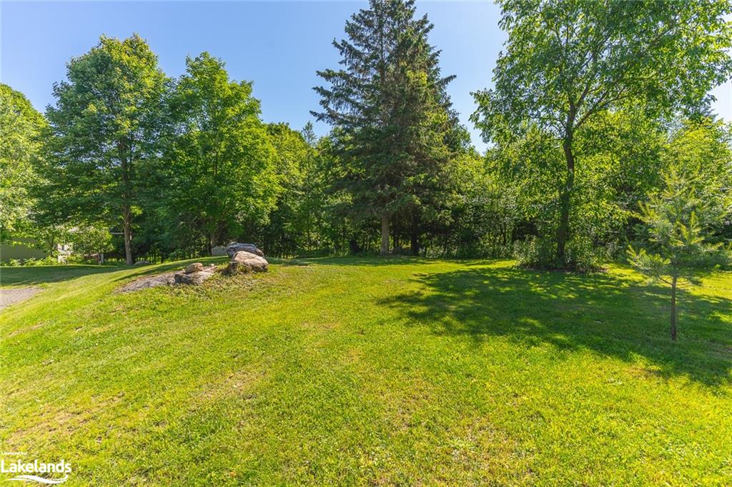47 FARMCREST Avenue, Haliburton, Ontario, Canada