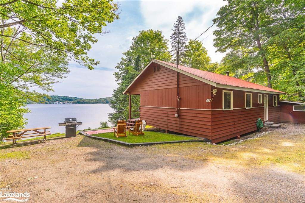 1116 BIRCH NARROWS Road, Haliburton, Ontario, Canada