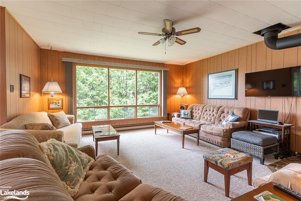 1116 BIRCH NARROWS Road, Haliburton, Ontario, Canada