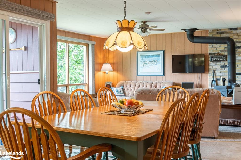 1116 BIRCH NARROWS Road, Haliburton, Ontario, Canada