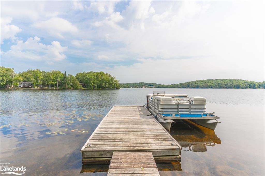 1116 BIRCH NARROWS Road, Haliburton, Ontario, Canada