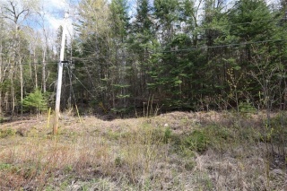 . NORTH Drive, Eagle Lake Village Ontario, Canada