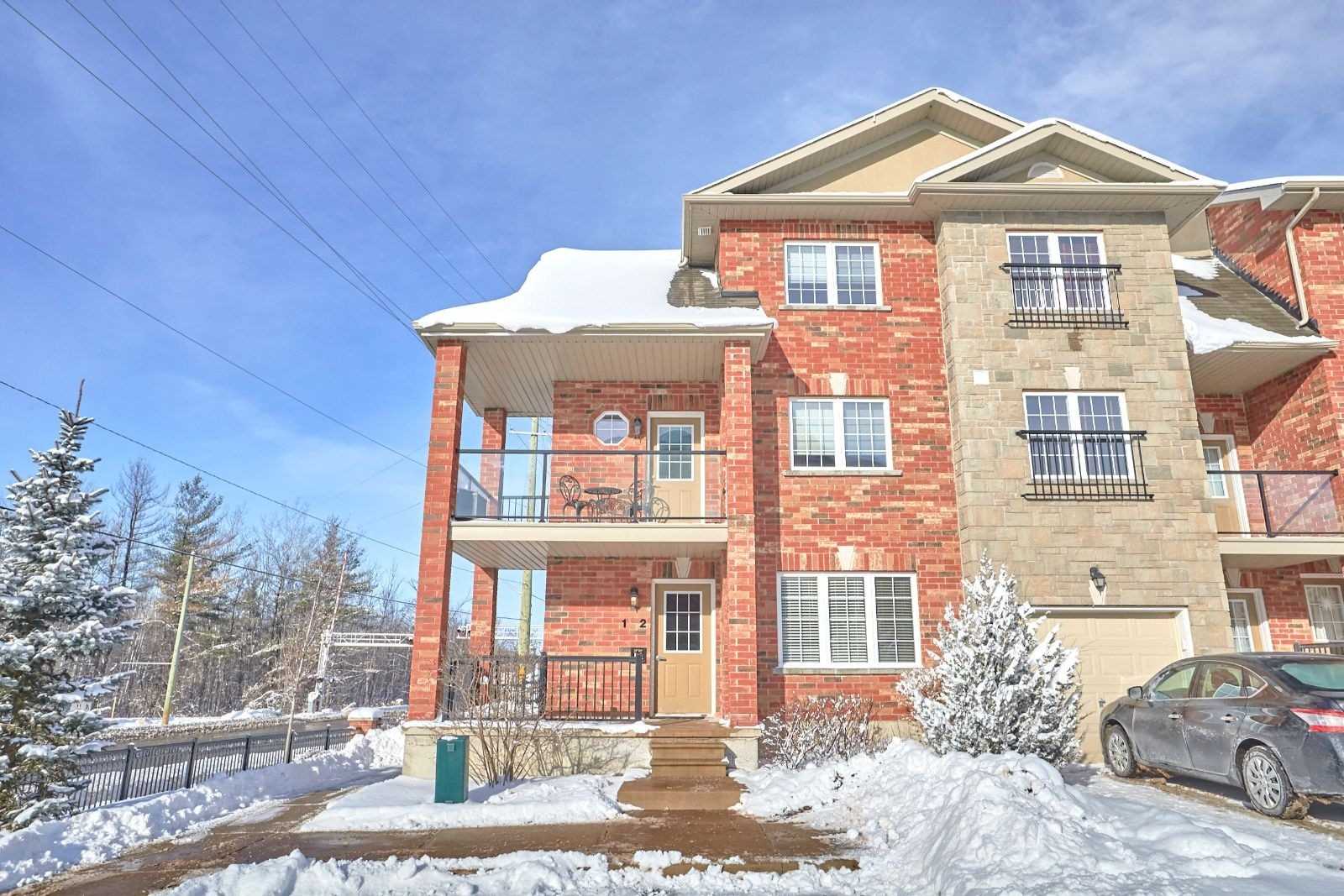 57 Ferndale Dr S, Barrie Ontario, Canada
