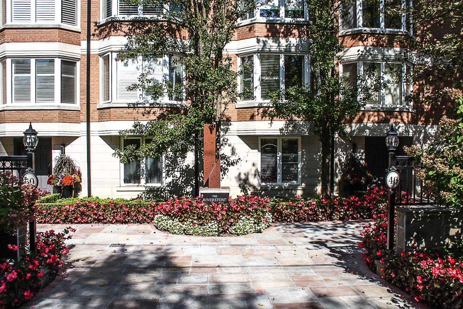40 Old Mill Rd, Toronto Ontario, Canada