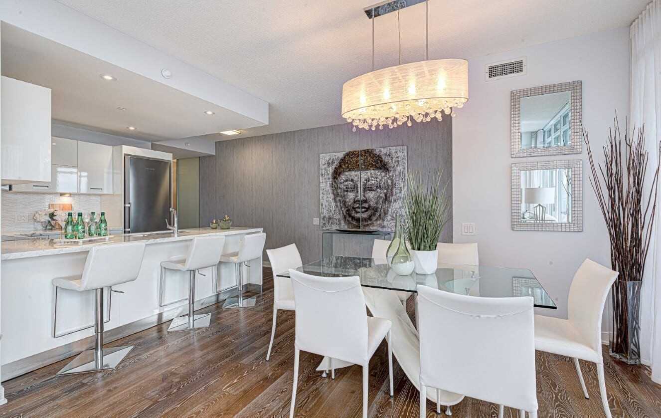 88 Park Lawn Rd, Toronto Ontario, Canada