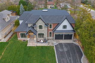 1323 Thornhill Dr, Oakville Ontario, Canada