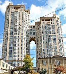 2285 Lake Shore Blvd W, Toronto Ontario, Canada