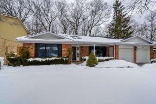 1885 Four Seasons Dr, Burlington Ontario, Canada