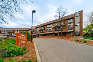 1000 Cedarglen Gate, Mississauga Ontario, Canada