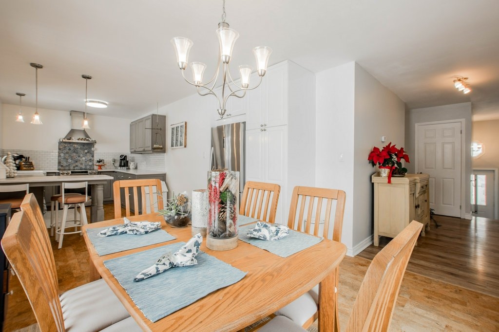 367 RED CEDAR POINT Road, Stone Mills Ontario, Canada