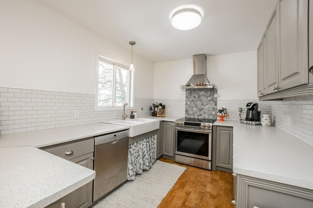 367 RED CEDAR POINT Road, Stone Mills Ontario, Canada