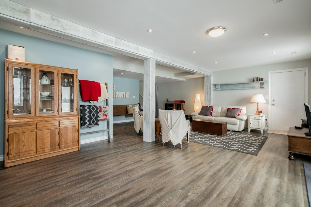 367 RED CEDAR POINT Road, Stone Mills Ontario, Canada