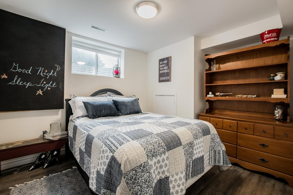 367 RED CEDAR POINT Road, Stone Mills Ontario, Canada