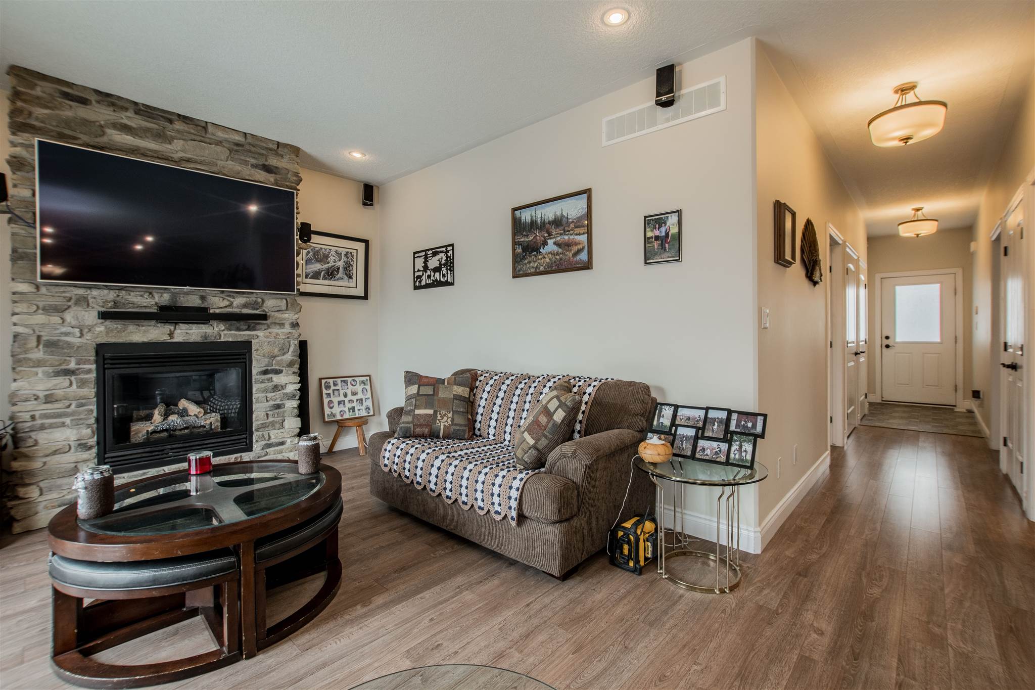 214 MacDougall Drive, Amherstview Ontario, Canada