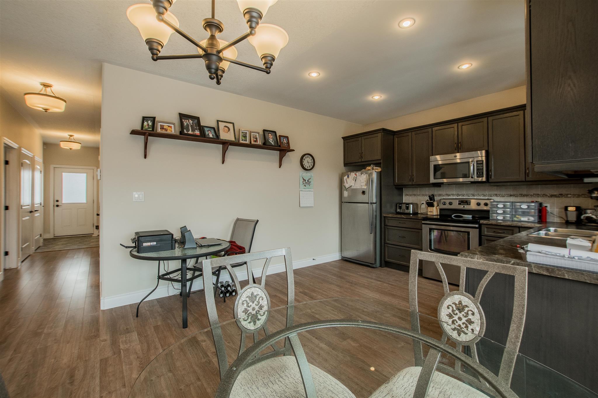 214 MacDougall Drive, Amherstview Ontario, Canada