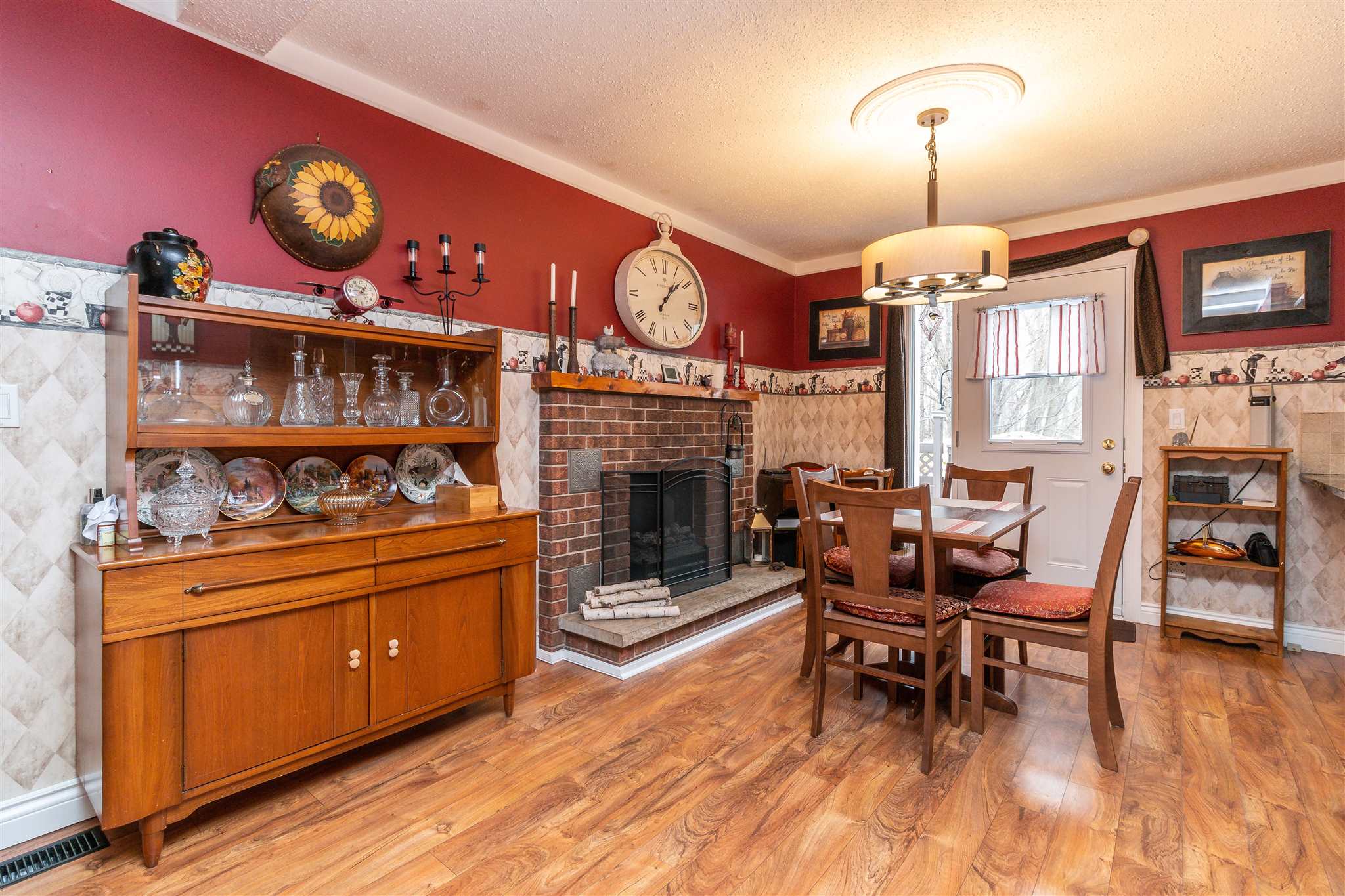 1086 Moon Road, Godfrey Ontario, Canada