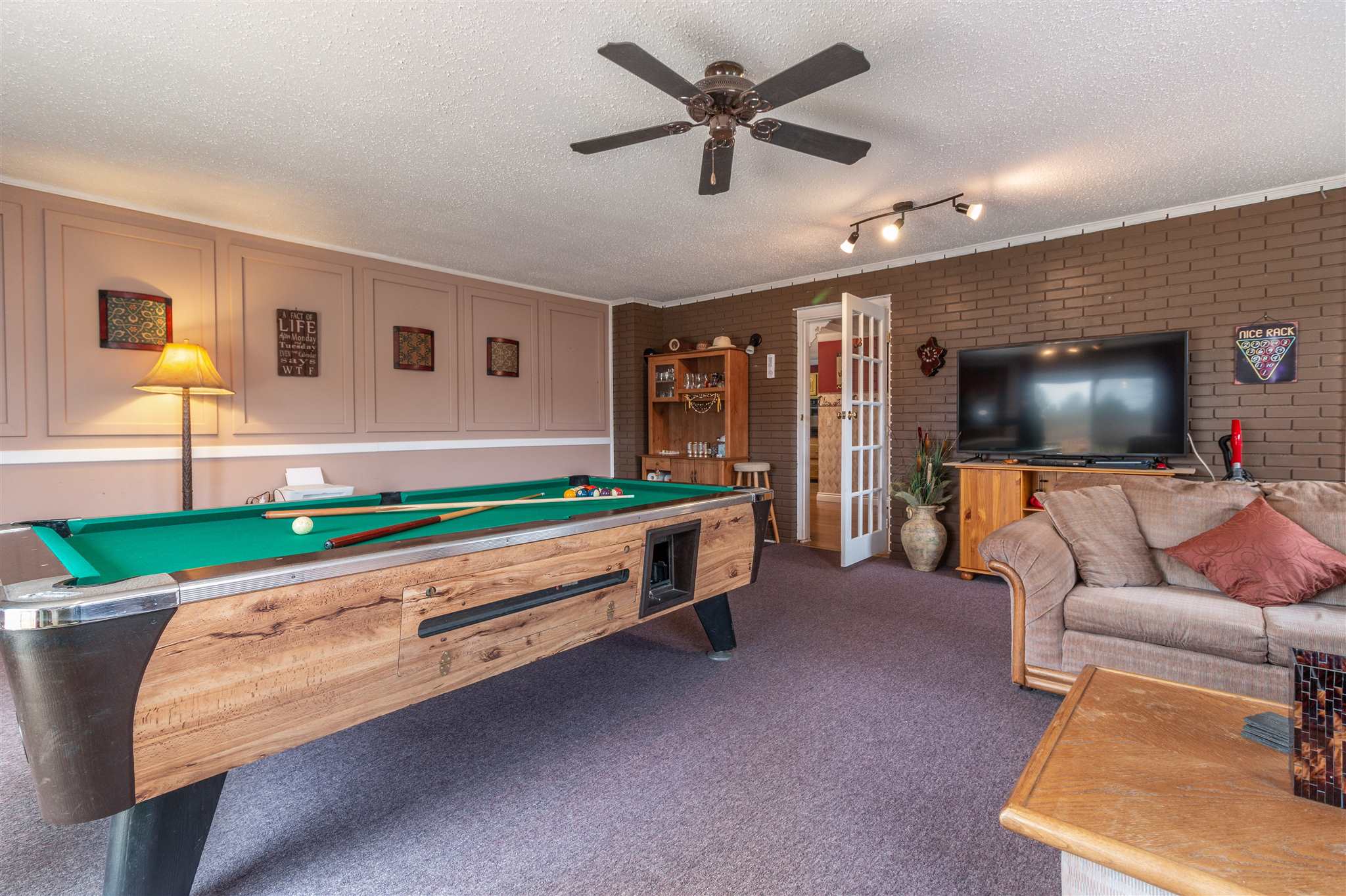 1086 Moon Road, Godfrey Ontario, Canada