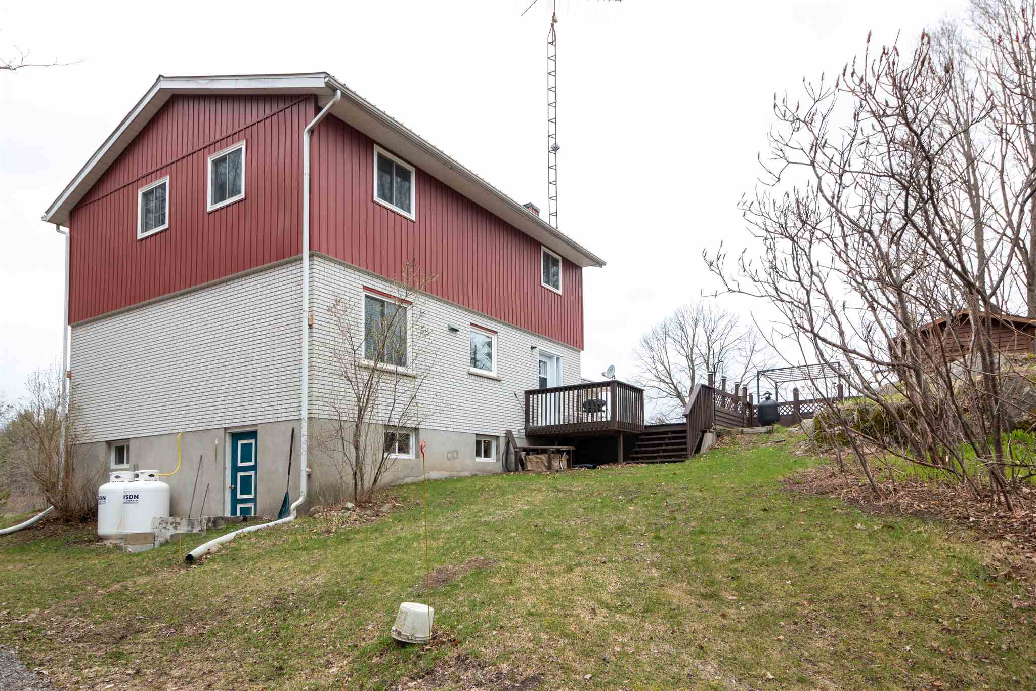1086 Moon Road, Godfrey Ontario, Canada