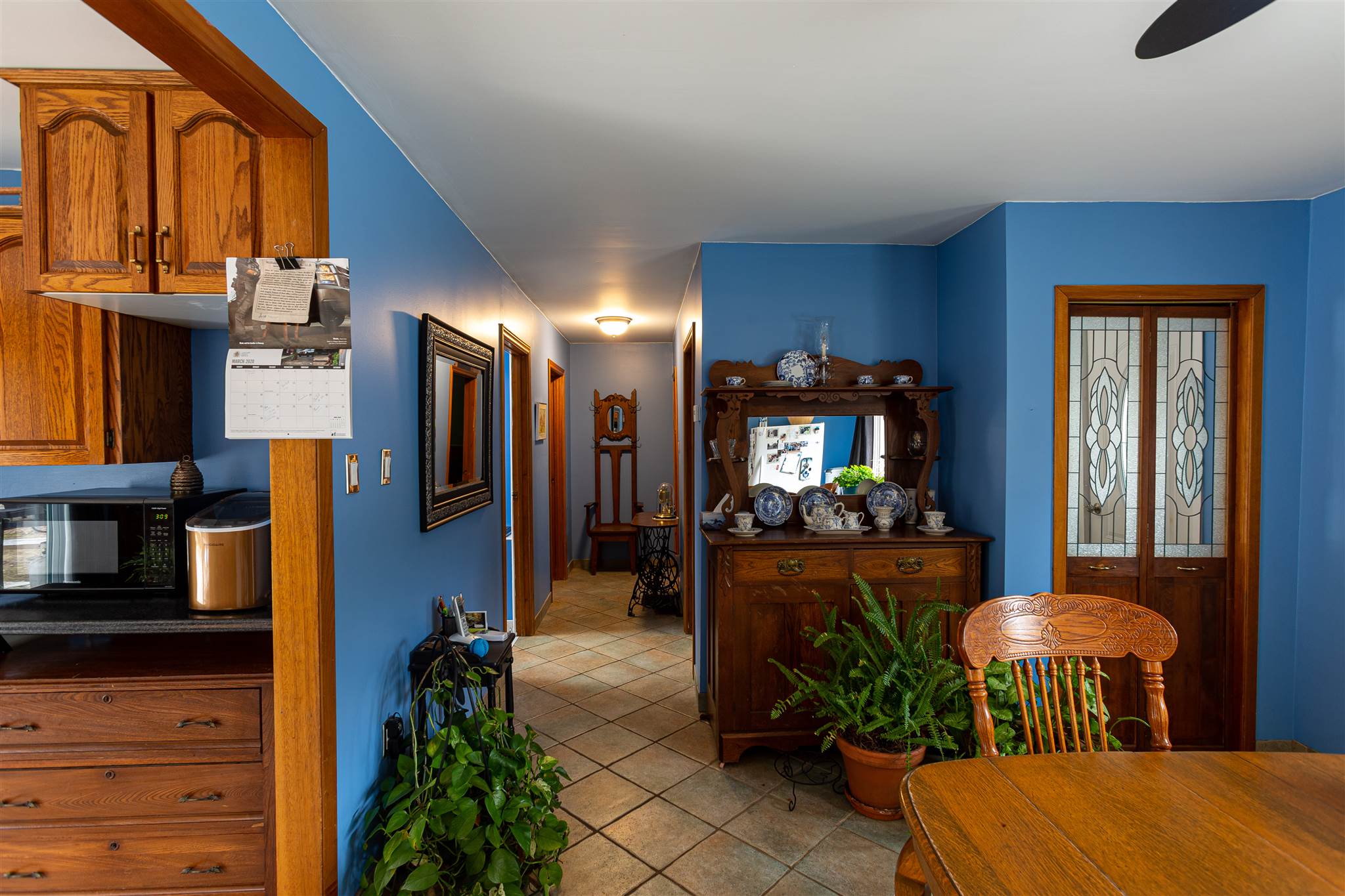 5677 Bedford Road, Sydenham Ontario, Canada