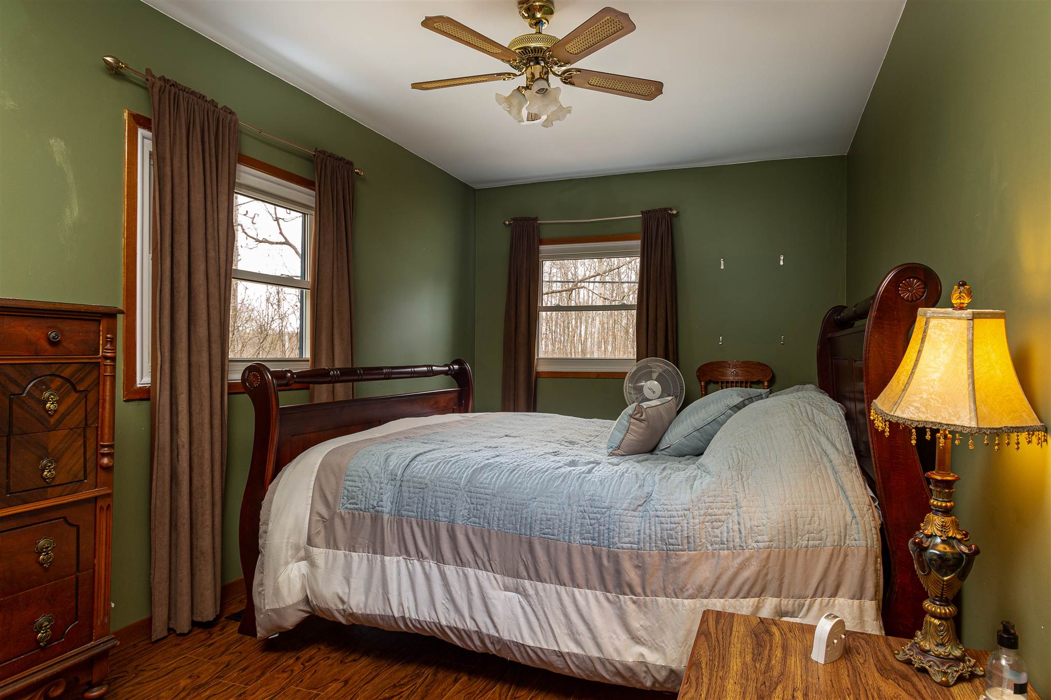 5677 Bedford Road, Sydenham Ontario, Canada